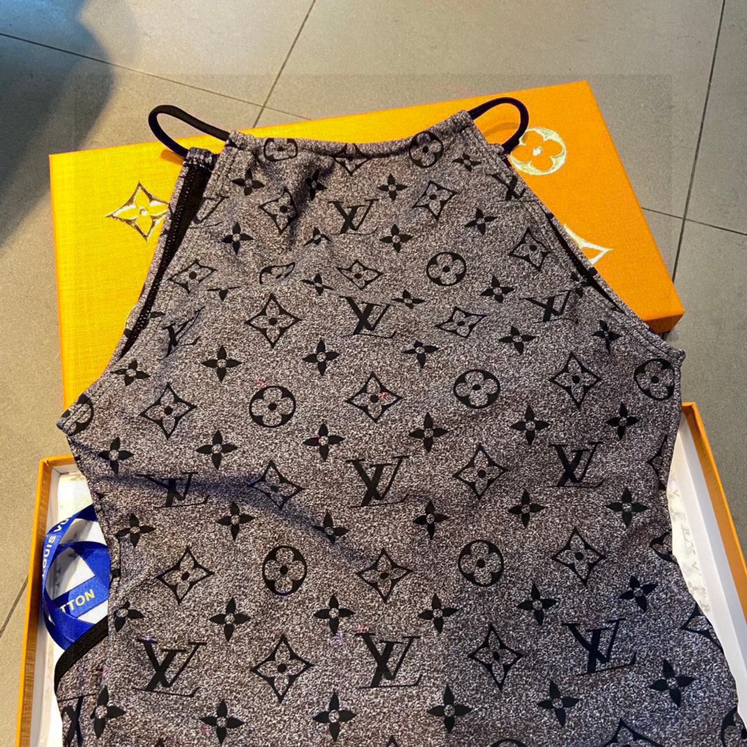 Bagsaaa L0vis Vvtt0n One Piece Grey 