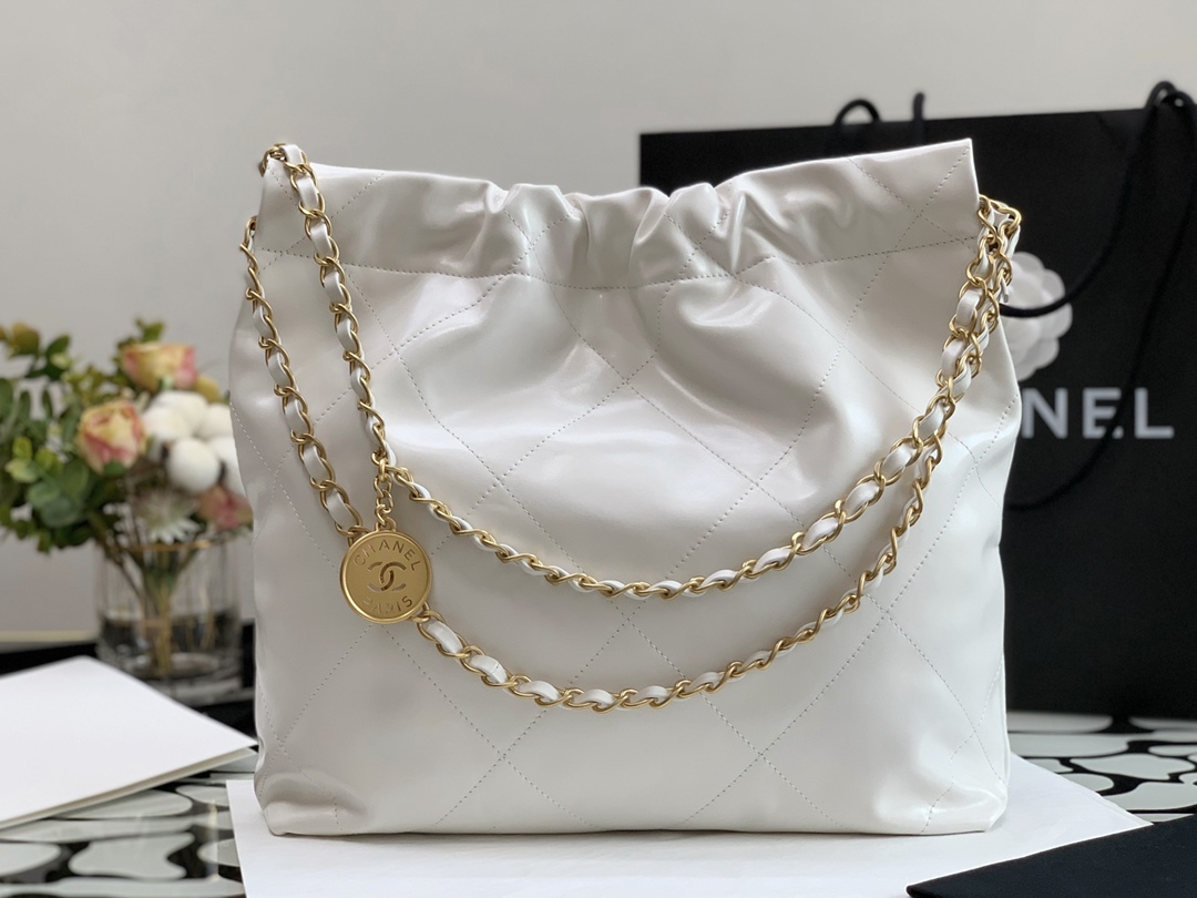 Bagsaaa Ch**el 22 Small Handbag AS3260 White Calfskin & Black Logo - 35 × 37 × 7 cm