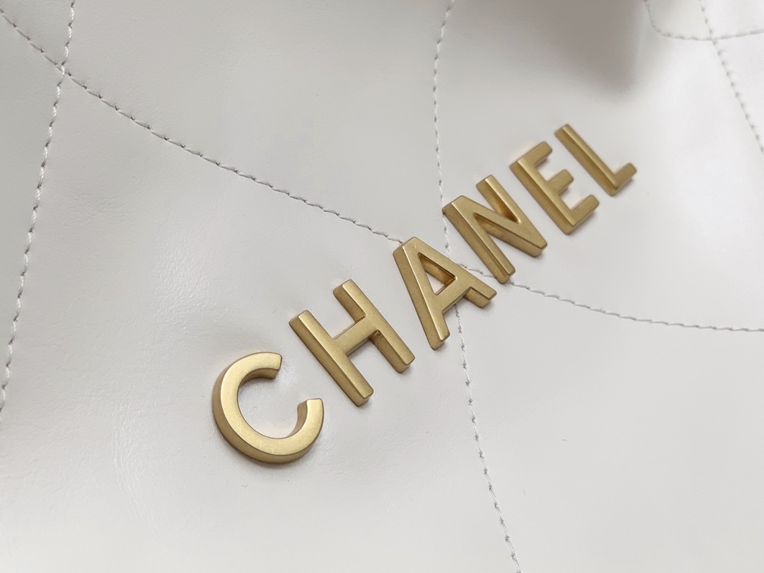 Bagsaaa Ch**el 22 tote bag White gold hardware