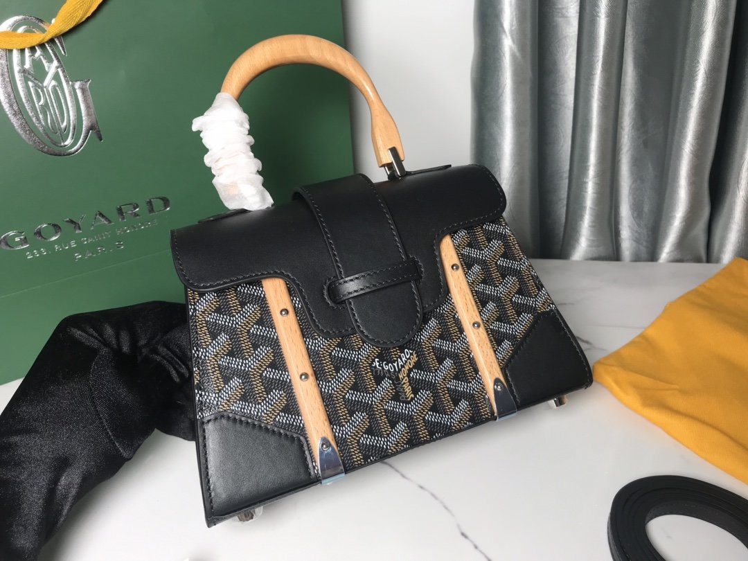 Bagsaaa G09ard Saigon Structure Mini Bag - 15 cm x 7.5 cm x 20 cm