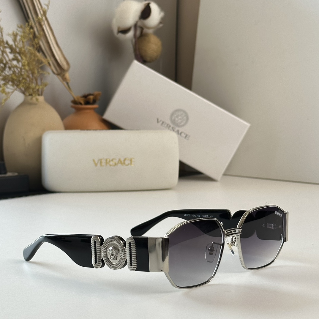 Bagsaaa Versace Sunglasses 