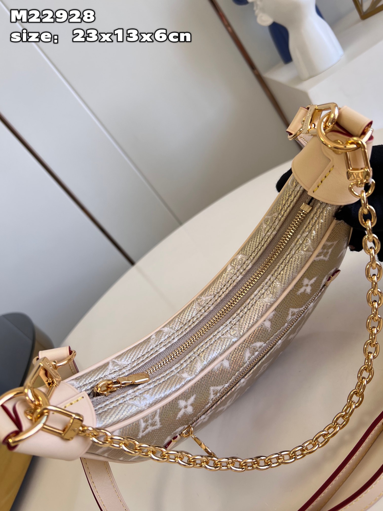 Bagsaaa L0vis Vvtt0n Loop Gold Bag - 23x13x6cm