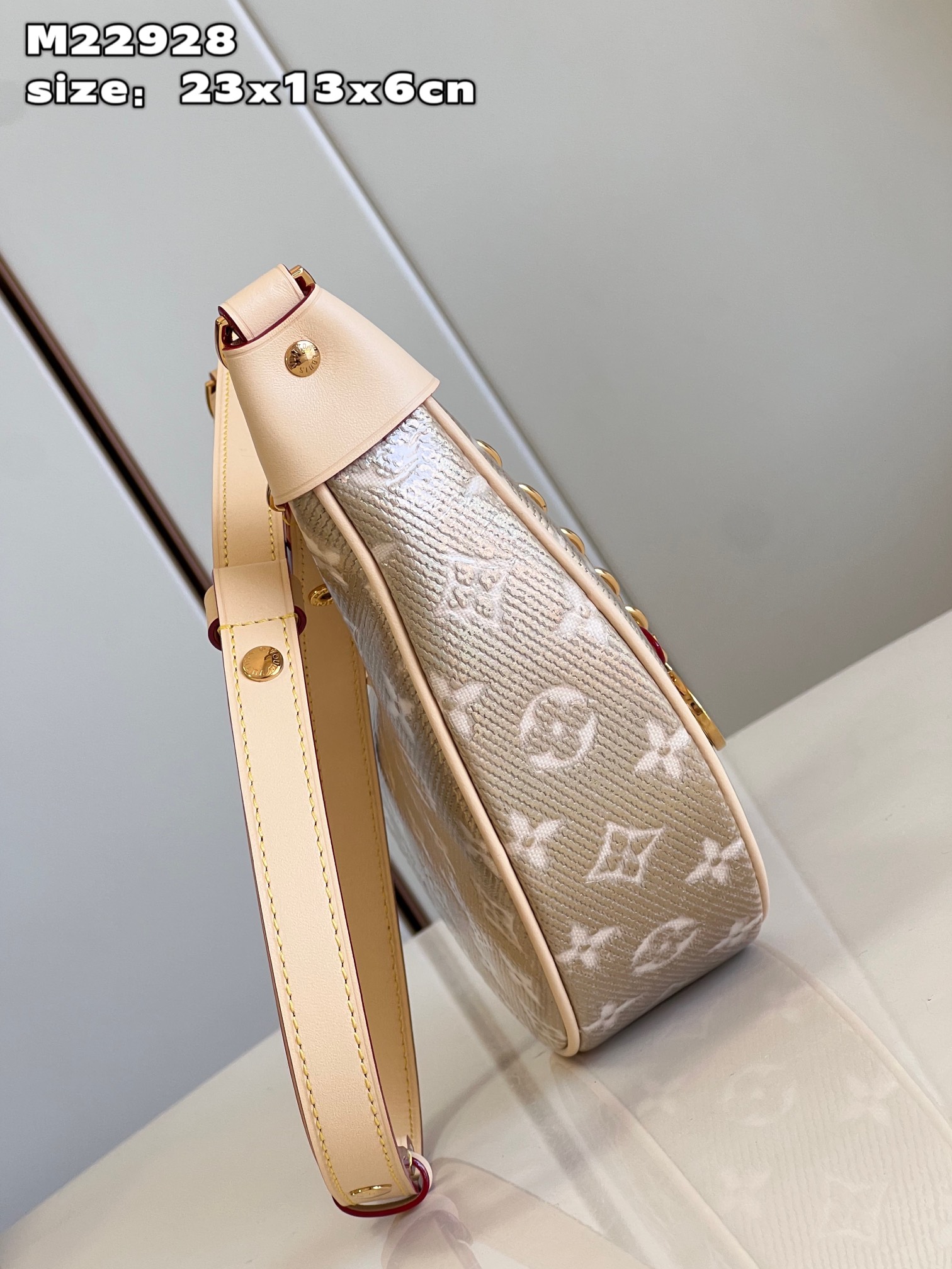 Bagsaaa L0vis Vvtt0n Loop Gold Bag - 23x13x6cm