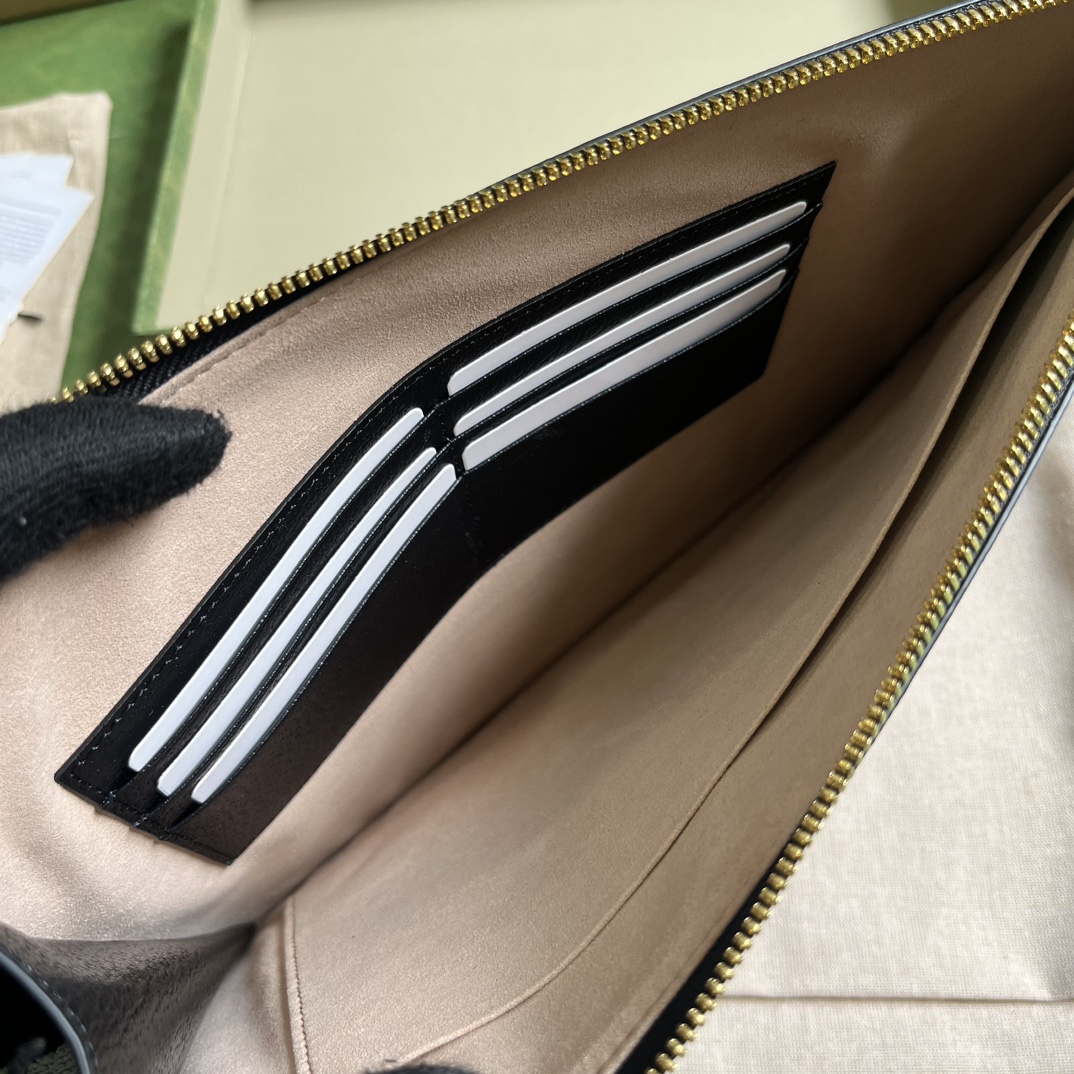 Bagsaaa Gvc*1 Incrocio GG Clutch Pouch Black and Beige - 30.5x21x1.5cm