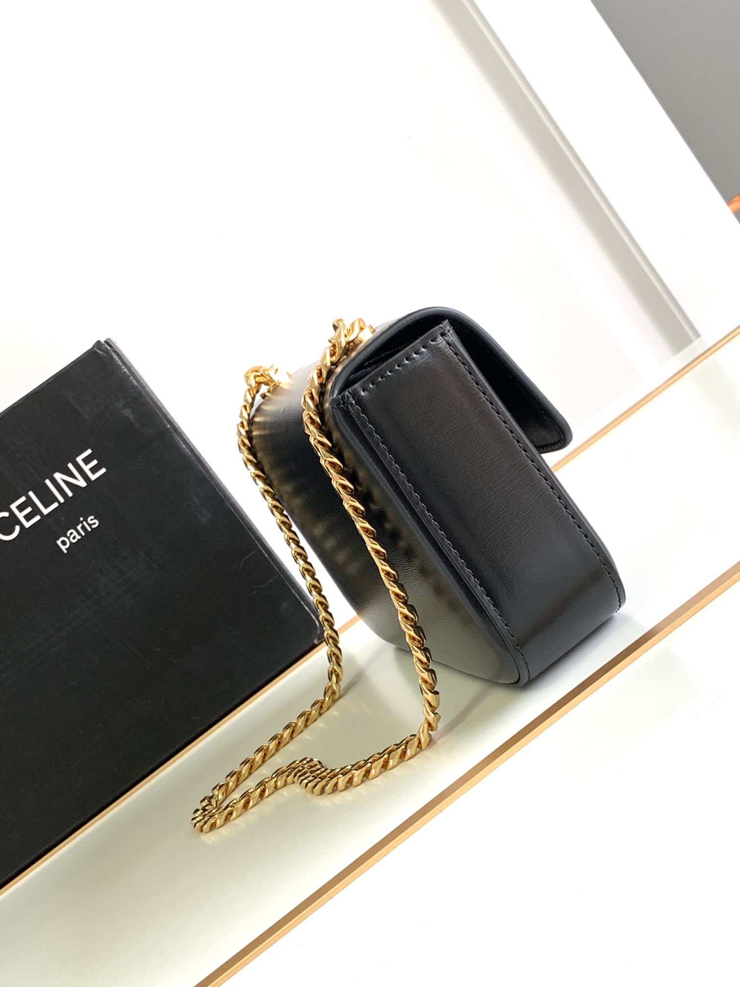 Bagsaaa Ce1i*e Chain Shoulder Bag Triomphe in Black Crystal Logo - 20.5 X 10.5 X 4