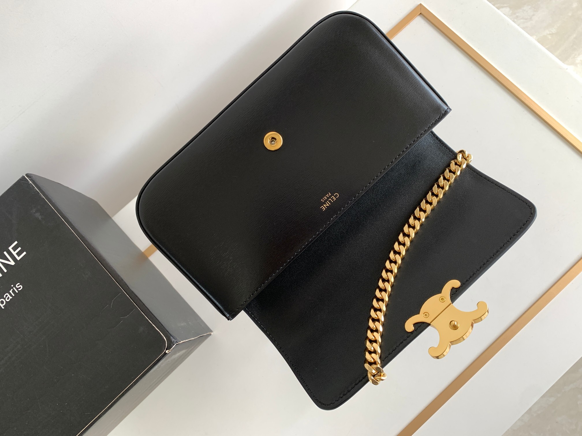 Bagsaaa Ce1i*e Chain Shoulder Bag Triomphe in Black Crystal Logo - 20.5 X 10.5 X 4