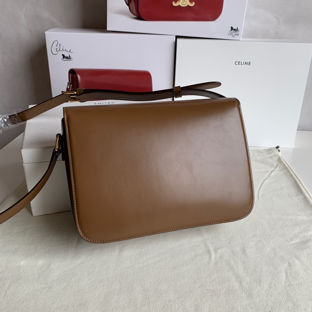 Bagsaaa Ce1i*e Classique Triomphe In shiny Calfskin Leather Brown - 25 X 18 X 7.5 cm