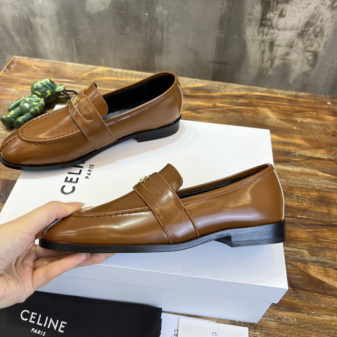 Bagsaaa Ce1i*e Brown Loafers With Triomphe Logo