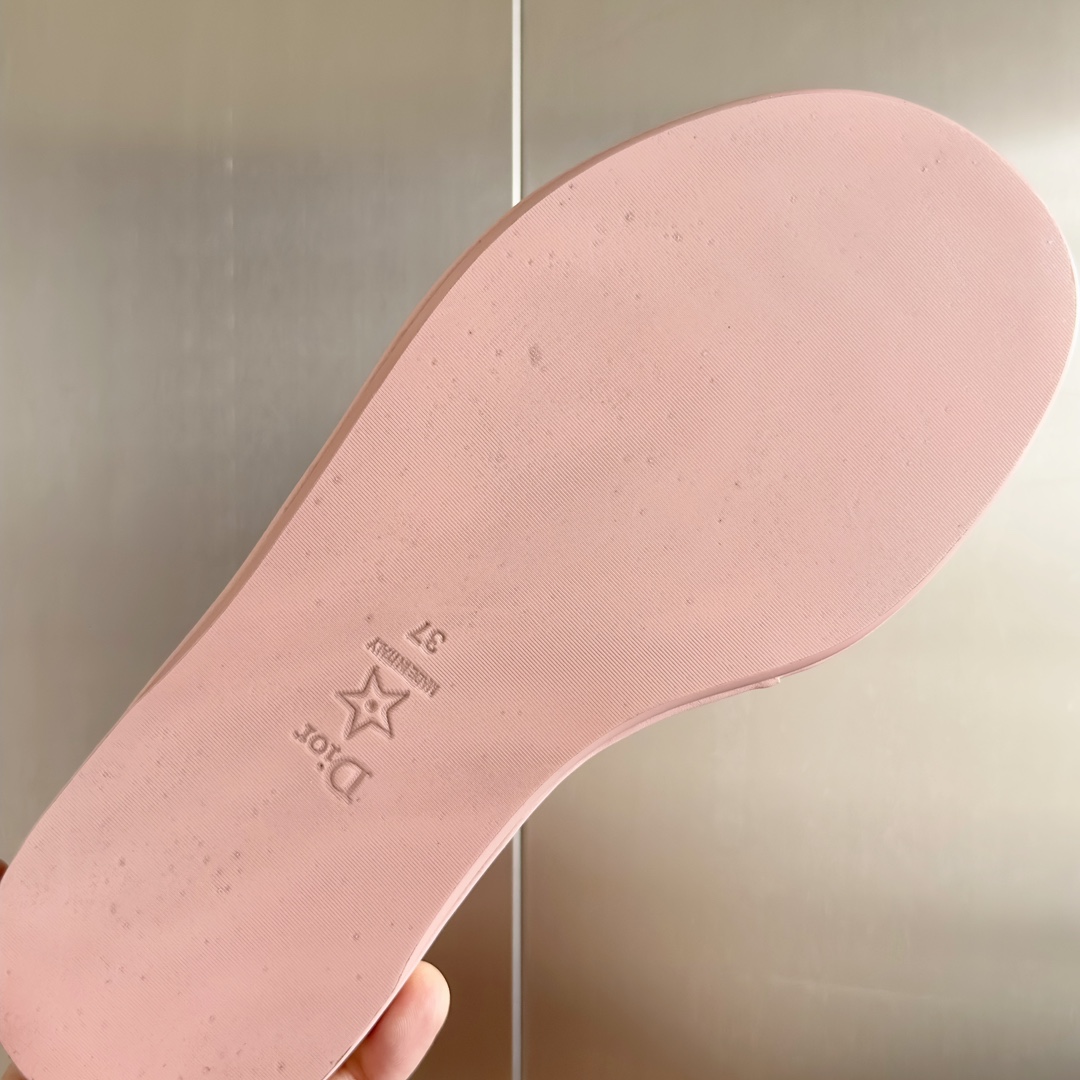 Bagsaaa D10r Every D Slides Pink