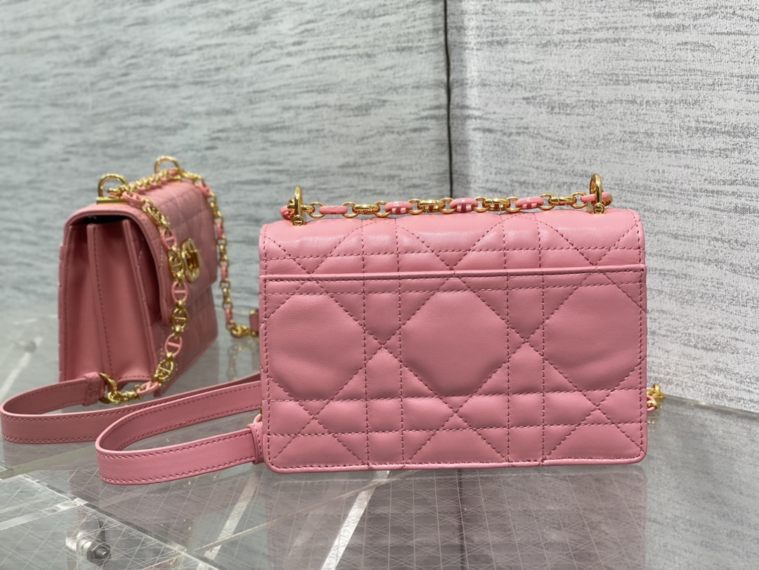 Bagsaaa D10r Miss Caro Pink Macrocannage Lambskin Bag - 19 x 13 x 5.5 cm