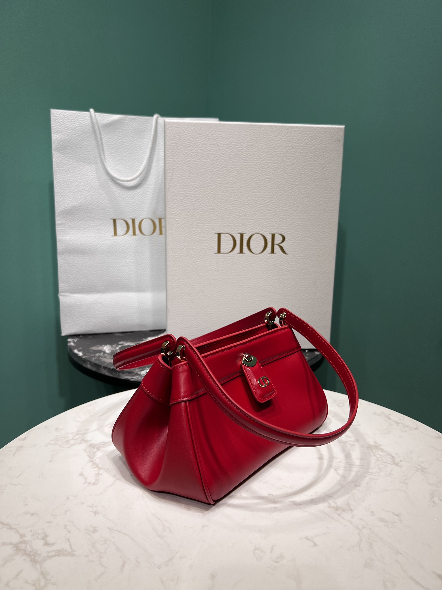 Bagsaaa D10r Small Key Red Box Calfskin Bag - 22 x 12.5 x 12cm