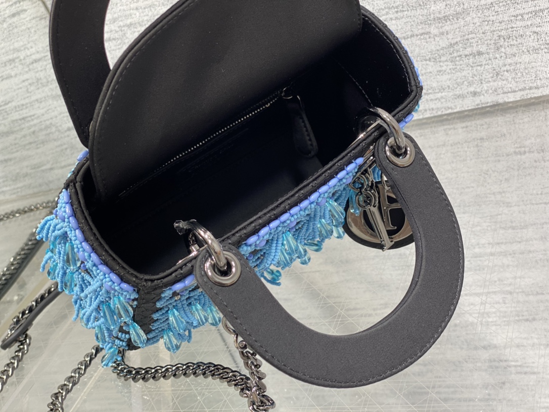Bagsaaa D10r Lady Black Satin And Turquoise Beaded Fringe 17cm