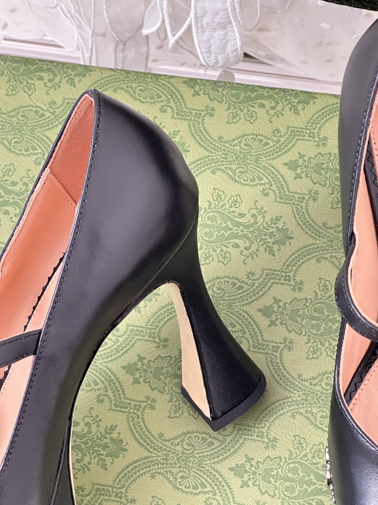 Bagsaaa Gvc*1 Black Janaya Leather Platform Court 