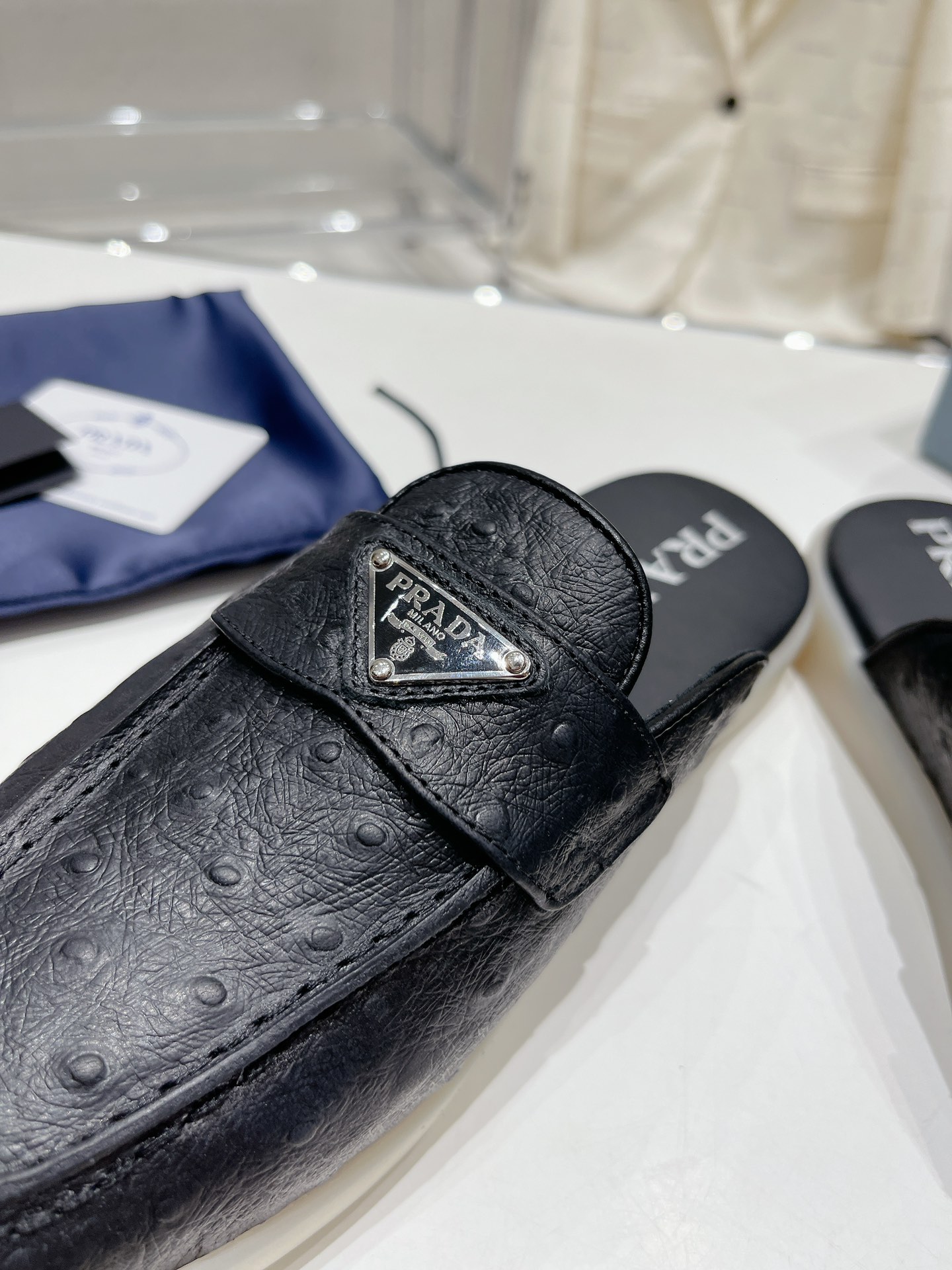 Bagsaaa Pra*a Ostrich Triangle Black Mules
