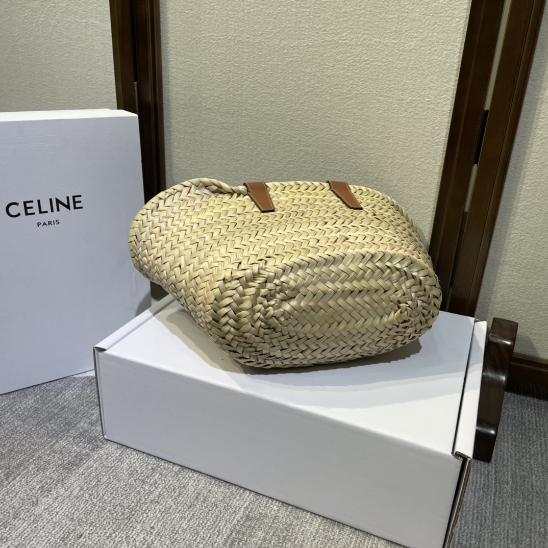 Bagsaaa Ce1i*e Triomphe Raffia Tote In Brown 