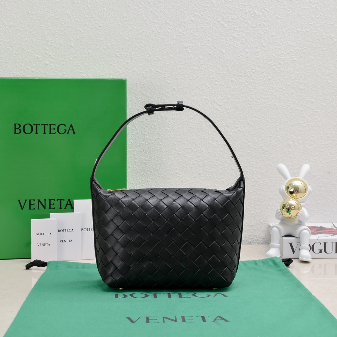Bagsaaa B0tt*ga Ven*ta Wallace Black - 22x13x9.5cm