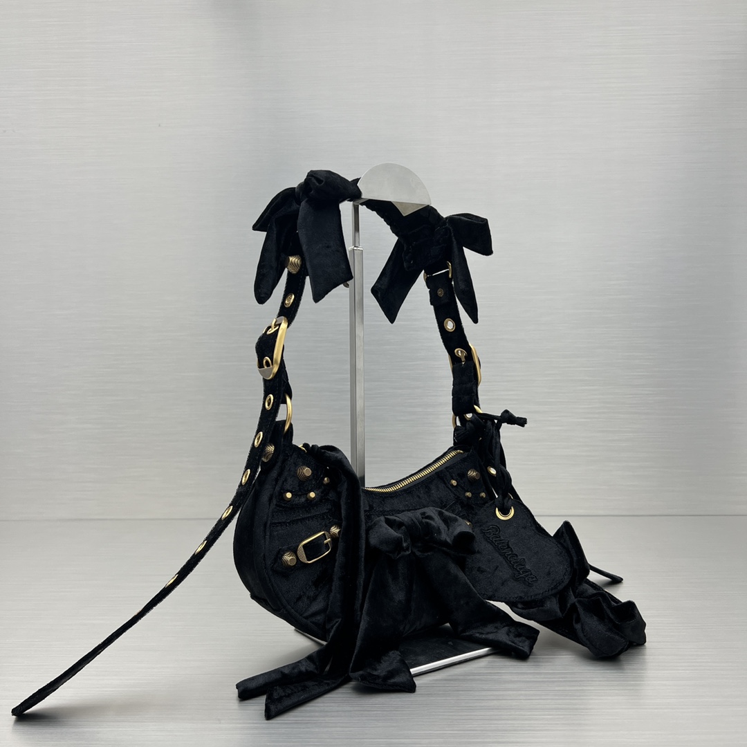 Bagsaaa Ba1en*iaga Le Cagole Velvet Black Bag - 26X16X9.9cm