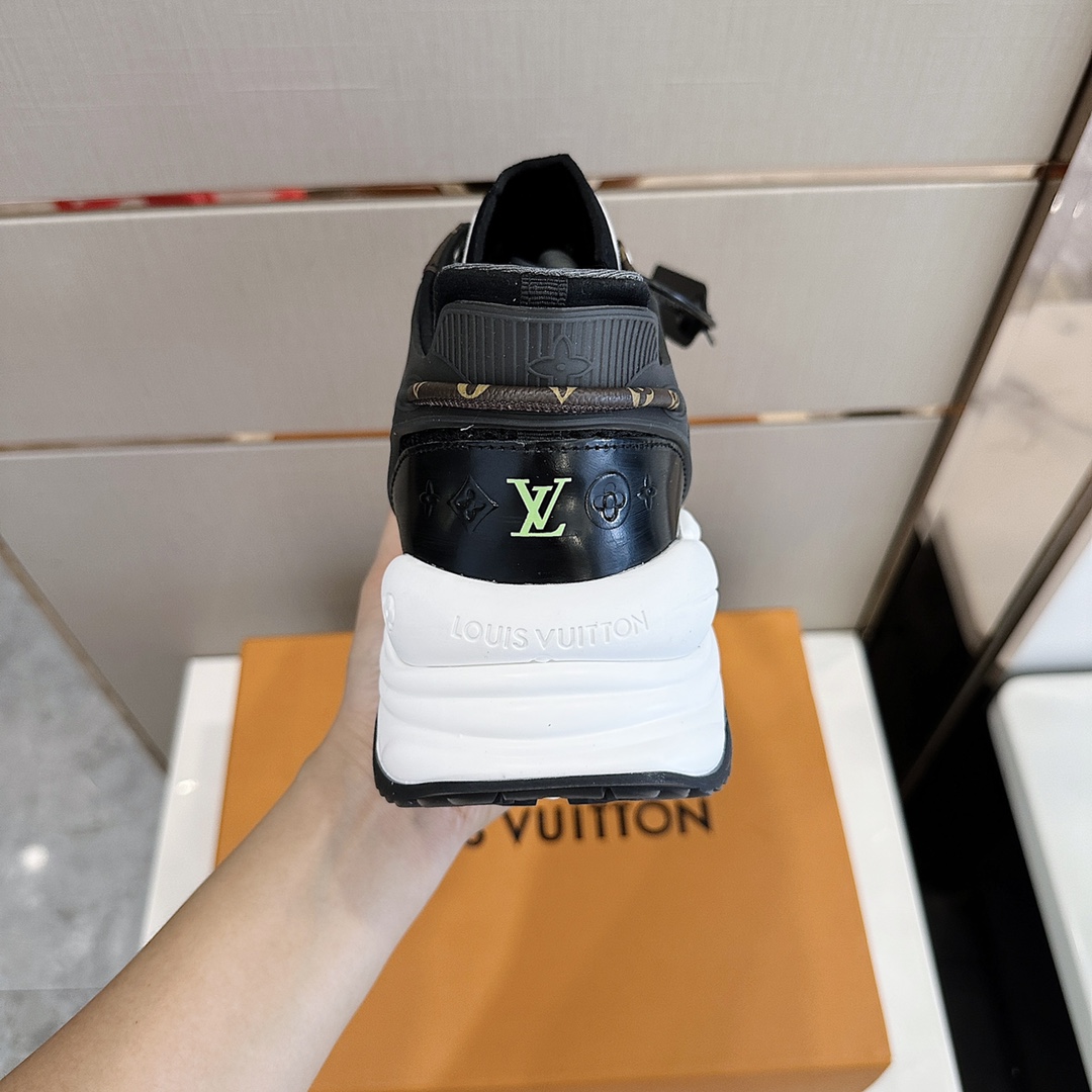 Bagsaaa L0vis Vvtt0n Black Trainer Sneaker