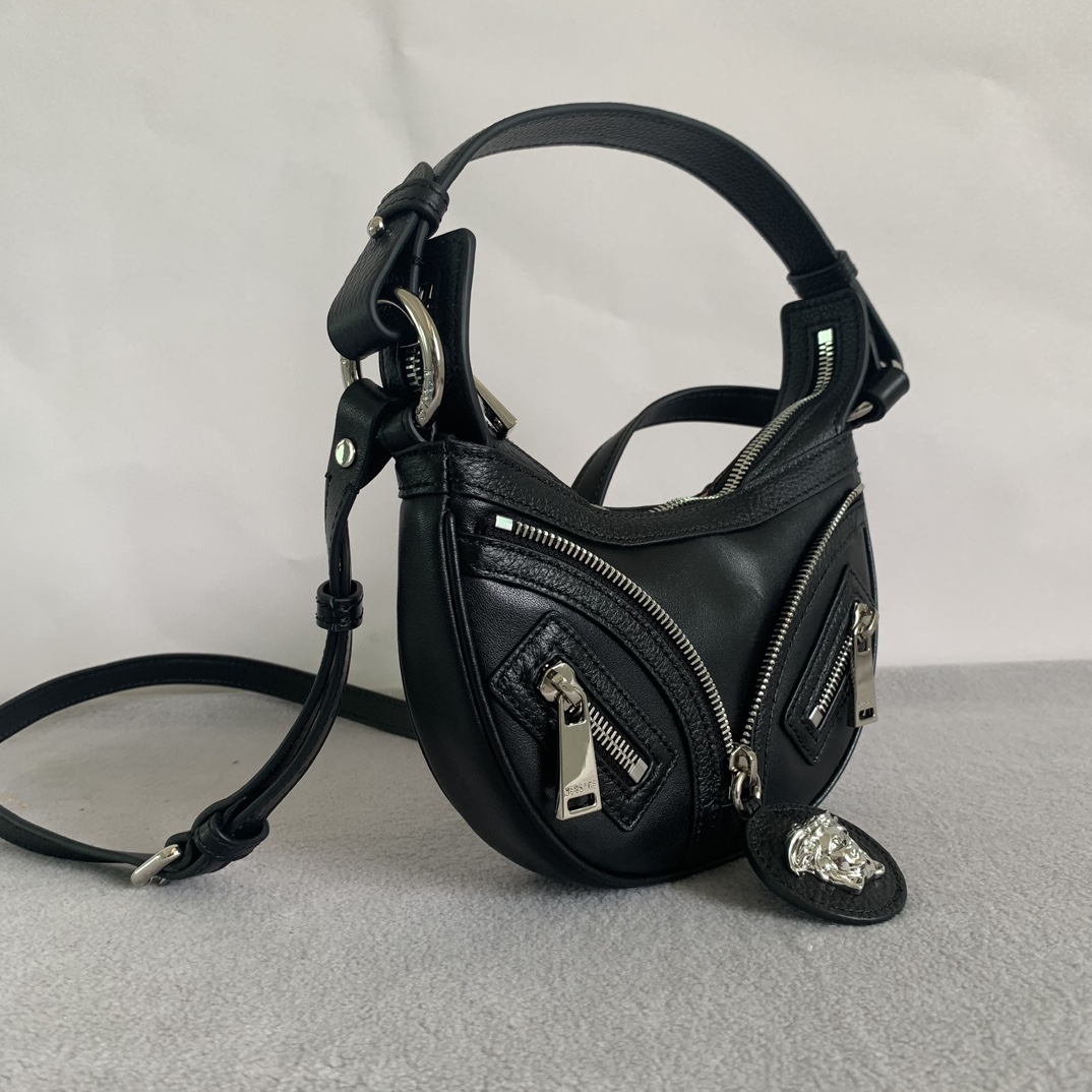 Bagsaaa Versace Medusa Repeat Leather Shoulder Bag - 20 x 4 x 13cm 