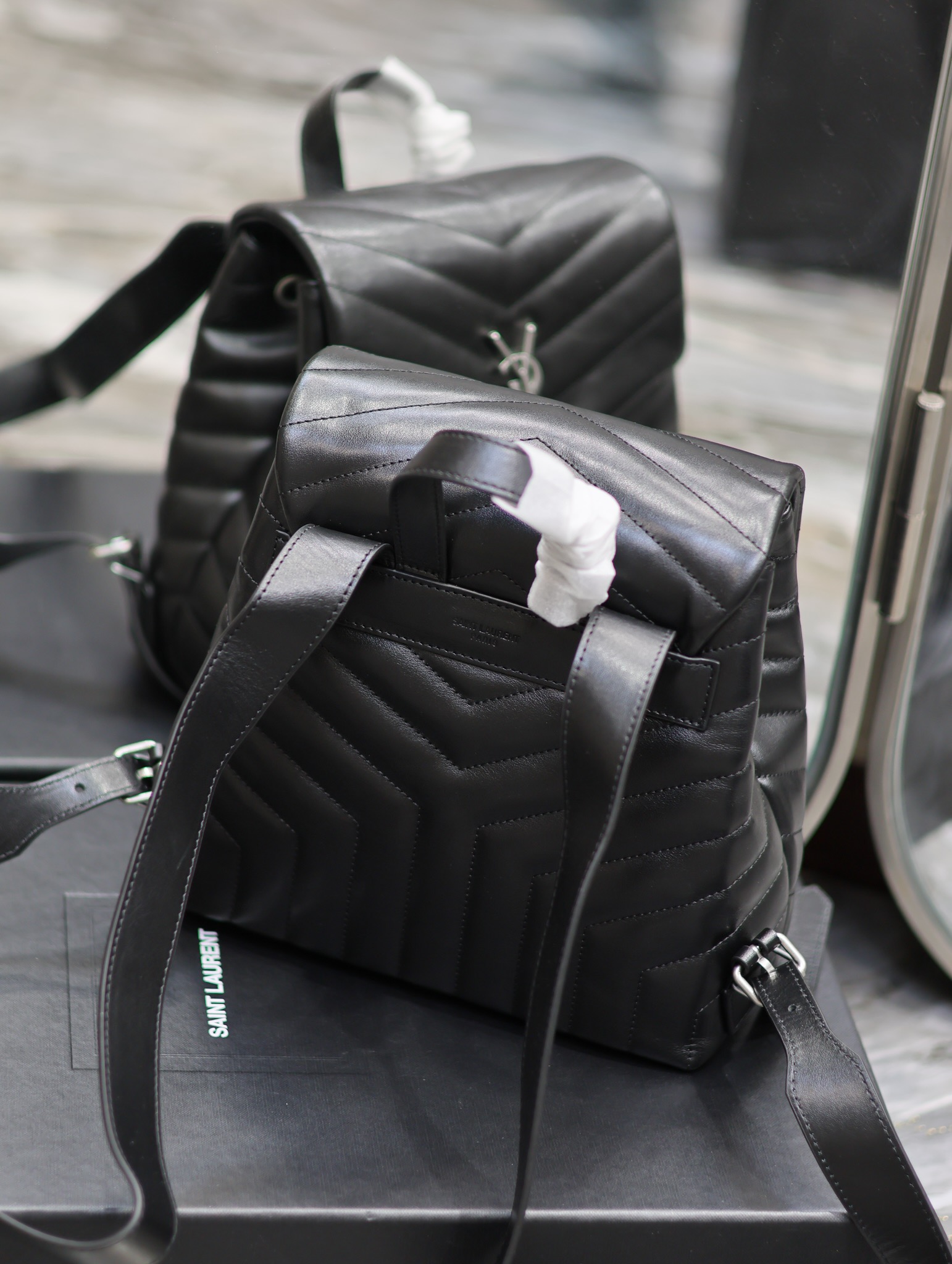 Bagsaaa Y51 Loulou Small Blackpack - 26×22×11cm