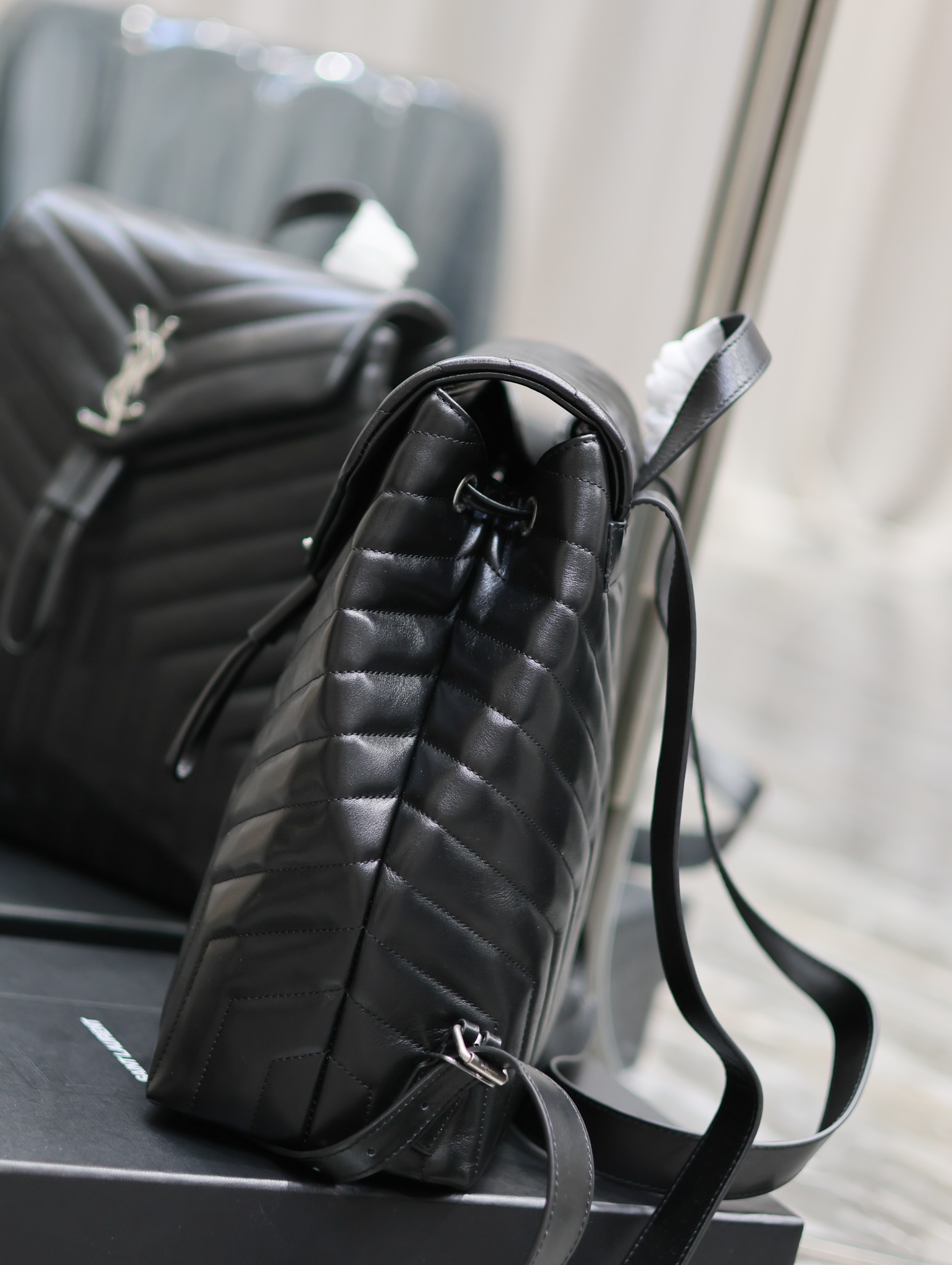 Bagsaaa Y51 Loulou Medium Blackpack - 33×26×13cm