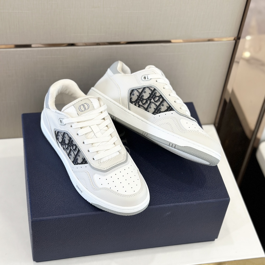 Bagsaaa D10r B27 LOW-TOP SNEAKER White Smooth Calfskin Oblique Jacquard