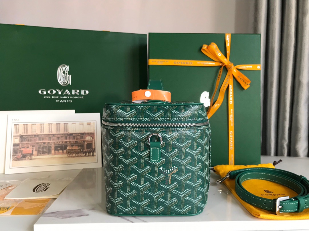 Bagsaaa G09ard Vanity Green Bag - 20x16x14cm