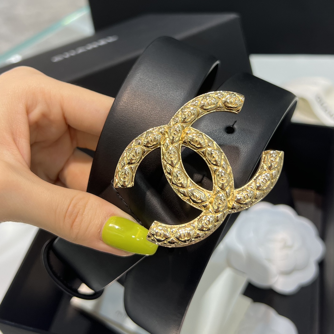 Bagsaaa Ch**el Gold CC Belt 