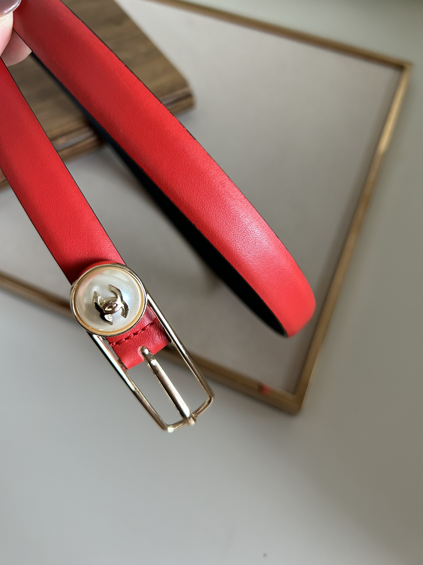 Bagsaaa Ch**el One Pearl Red Belt 1.5cm