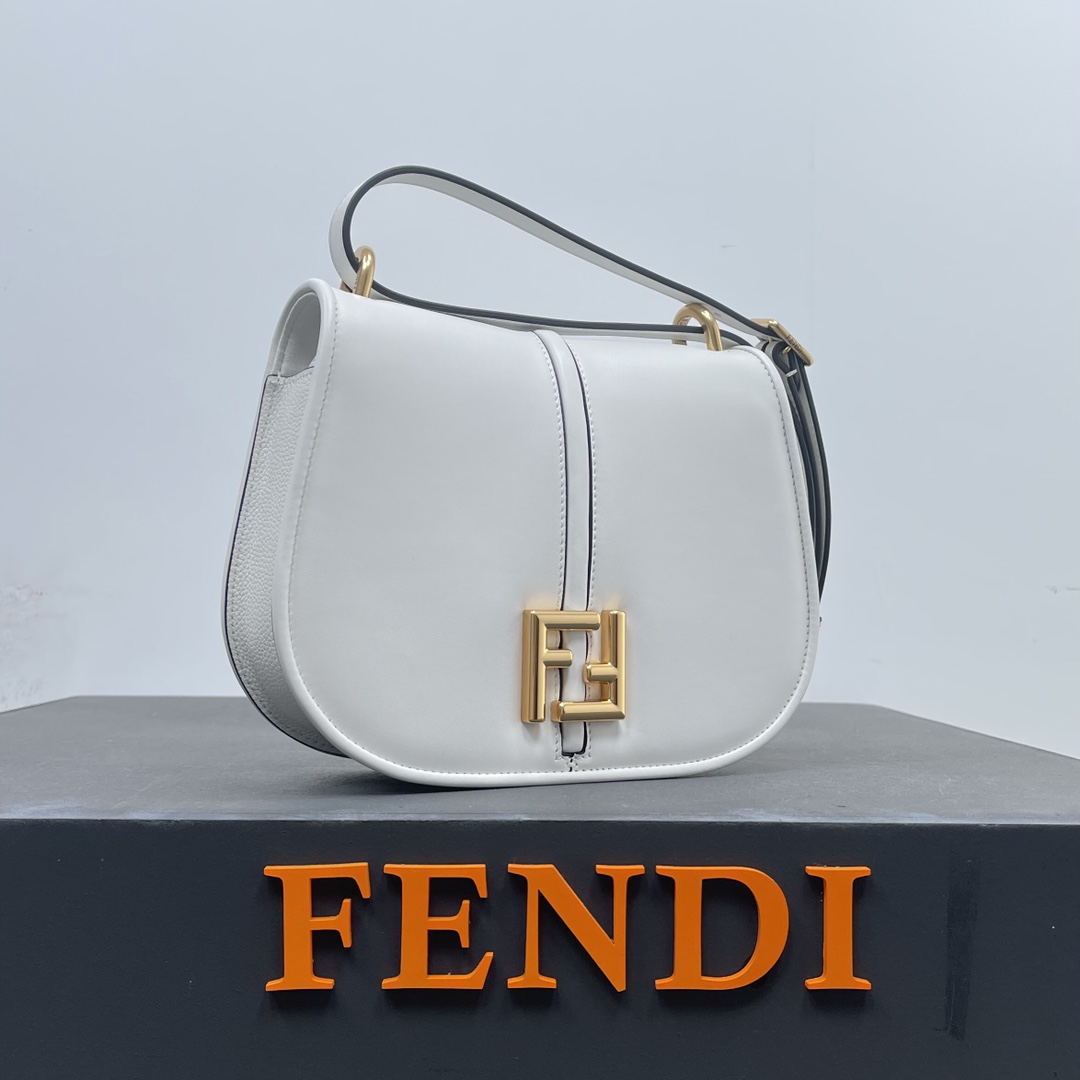 Bagsaaa F**di Cmon White leather bag - 25x20x7cm