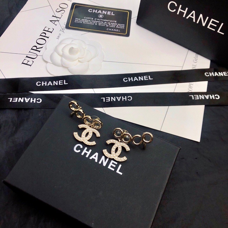 Bagsaaa Ch**el Coco Gold Earrings 