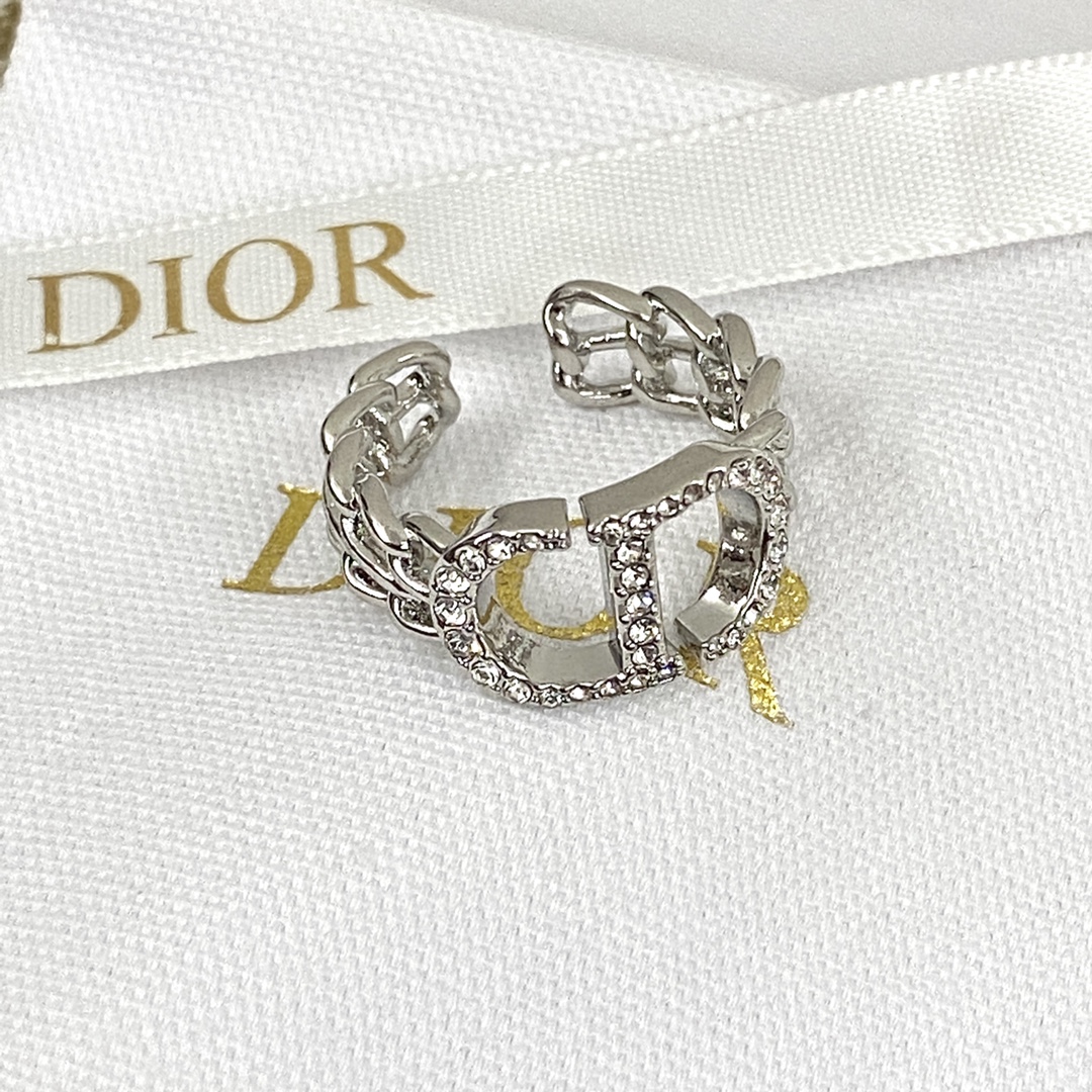 Bagsaaa D10r Crystal Silver Ring 