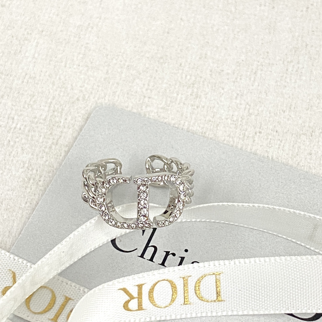 Bagsaaa D10r Crystal Silver Ring 