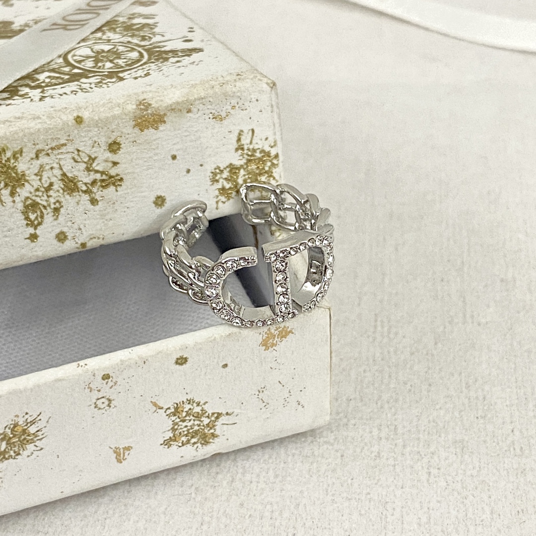 Bagsaaa D10r Crystal Silver Ring 