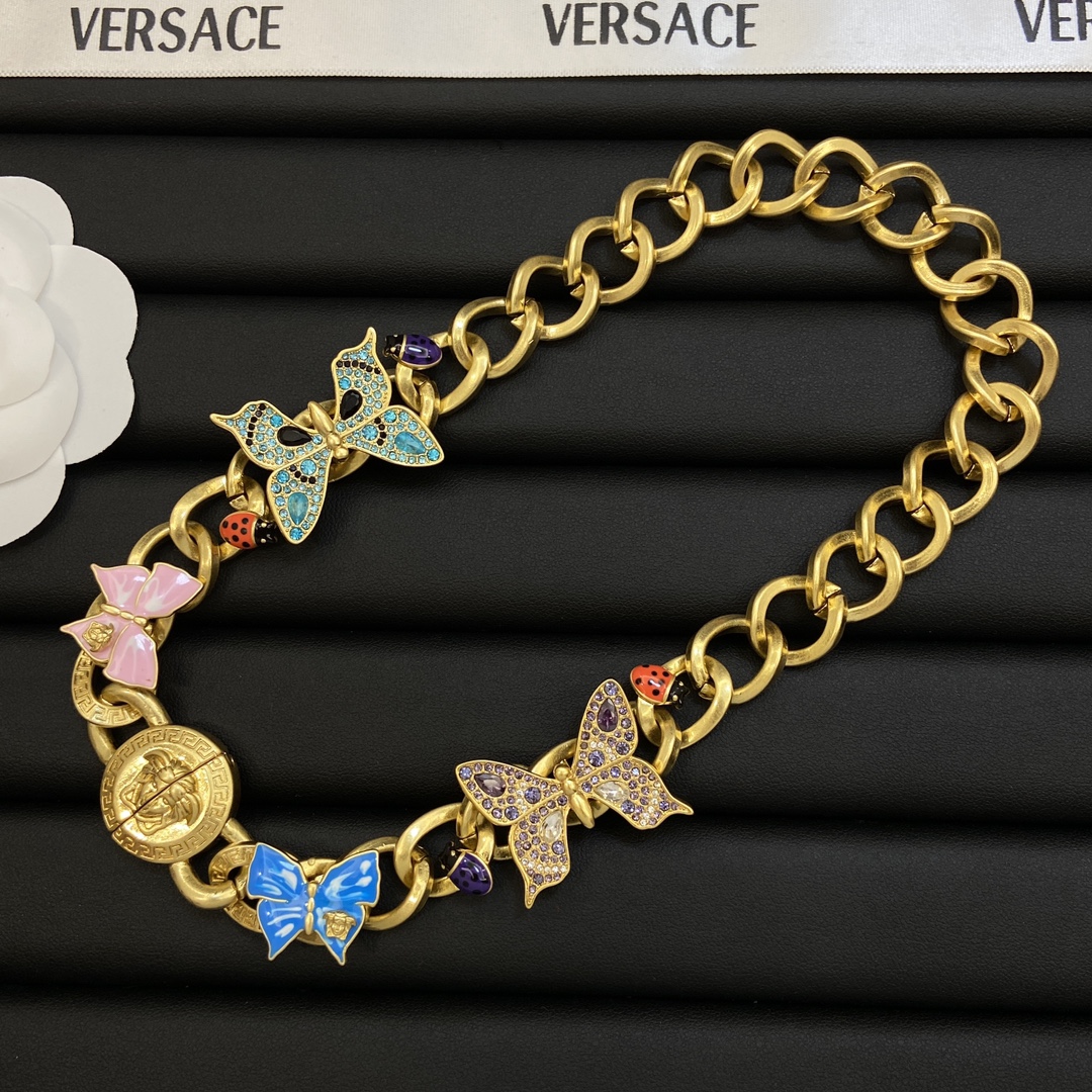 Bagsaaa Versace Bracelet 