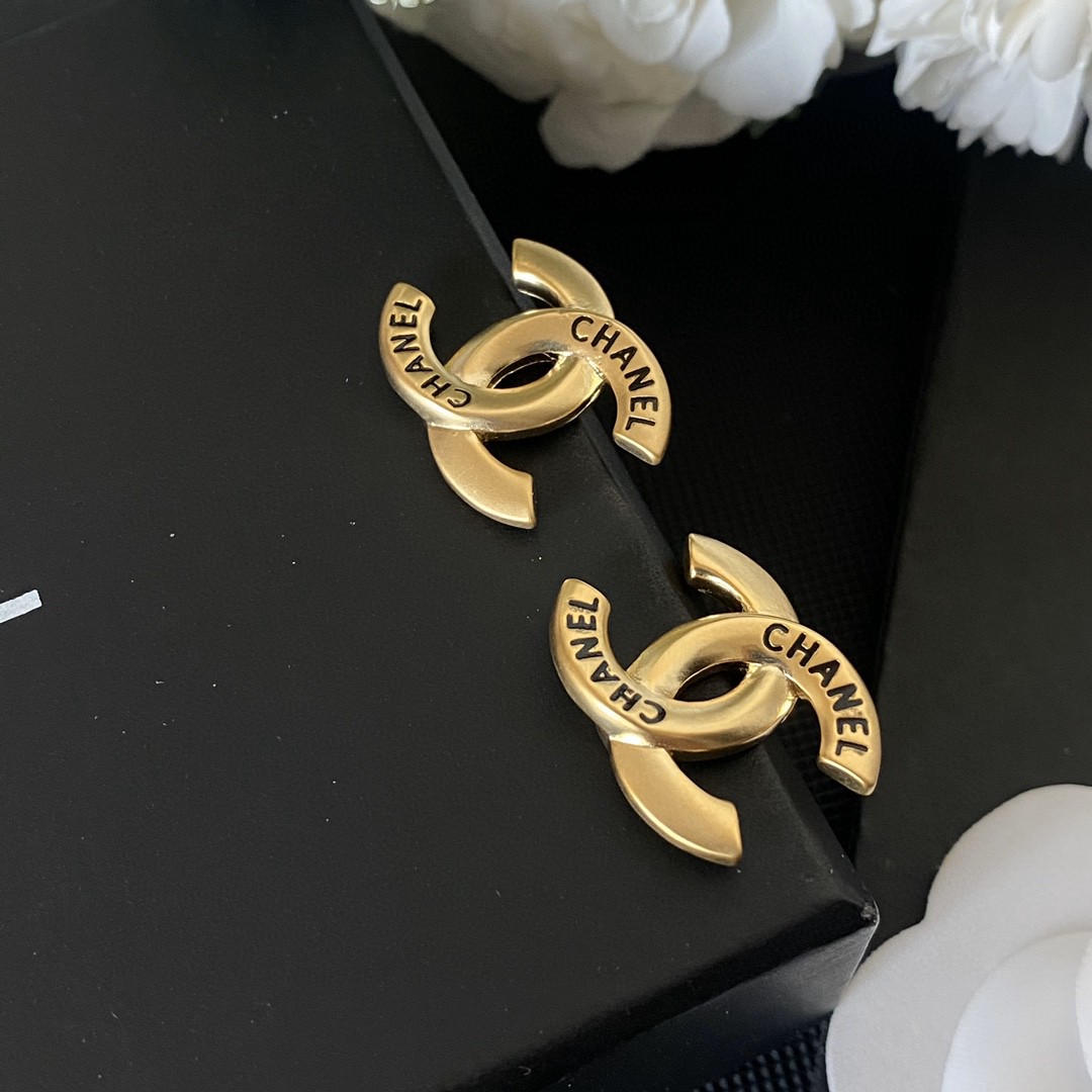 Bagsaaa Ch**el CC Logo Gold Color