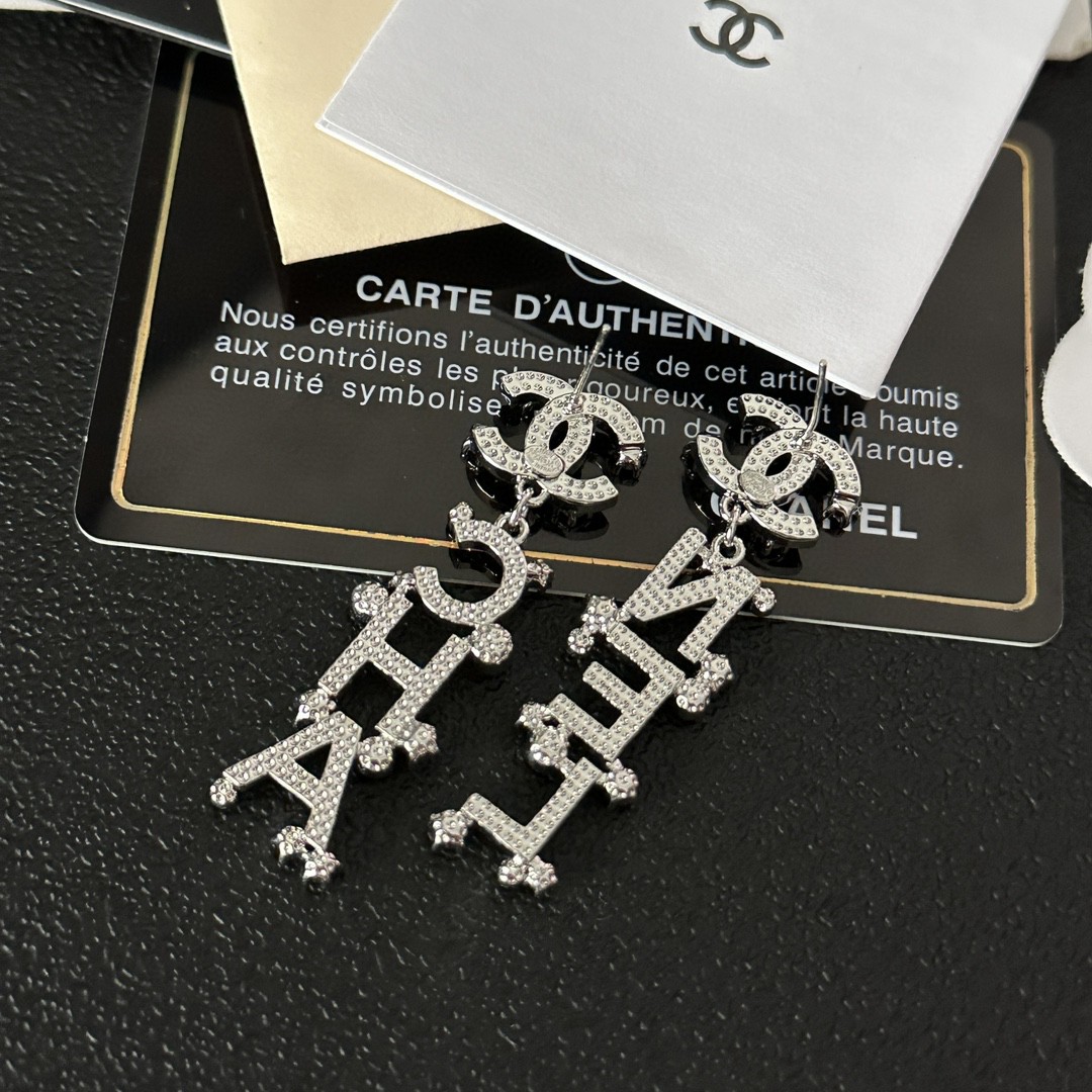 Bagsaaa Ch**el Crystal Silver Drop Earrings