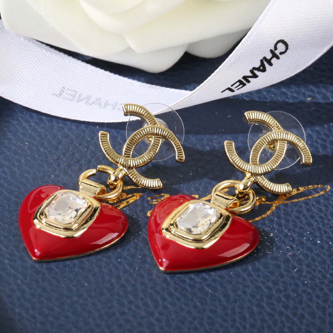 Bagsaaa Ch**el Heart Drop Earrings