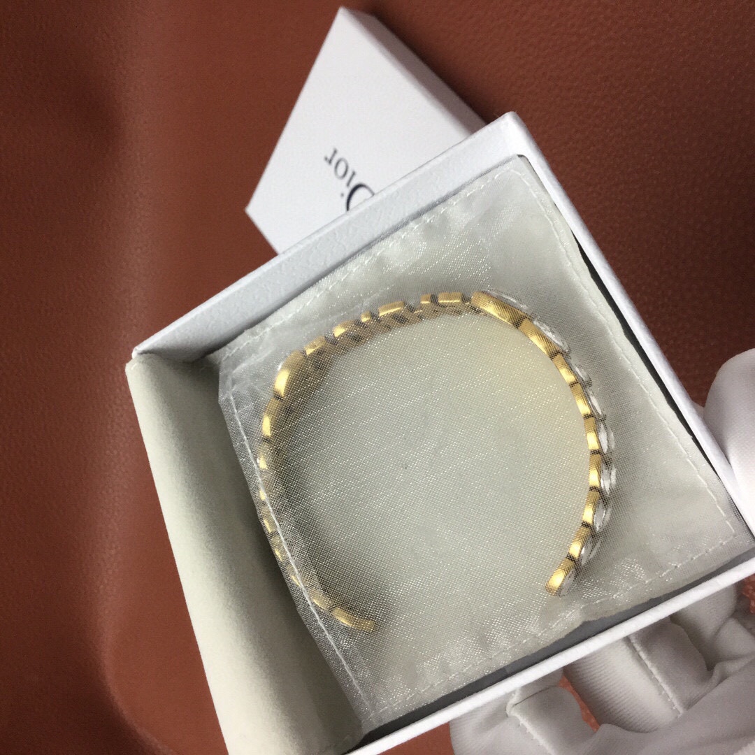Bagsaaa D10r Bracelet 03