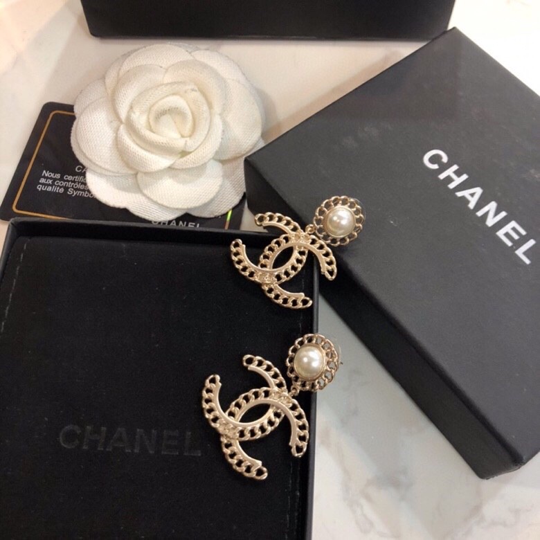 Bagsaaa Ch**el Drop Pearl Earrings 