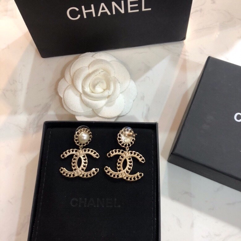 Bagsaaa Ch**el Drop Pearl Earrings 