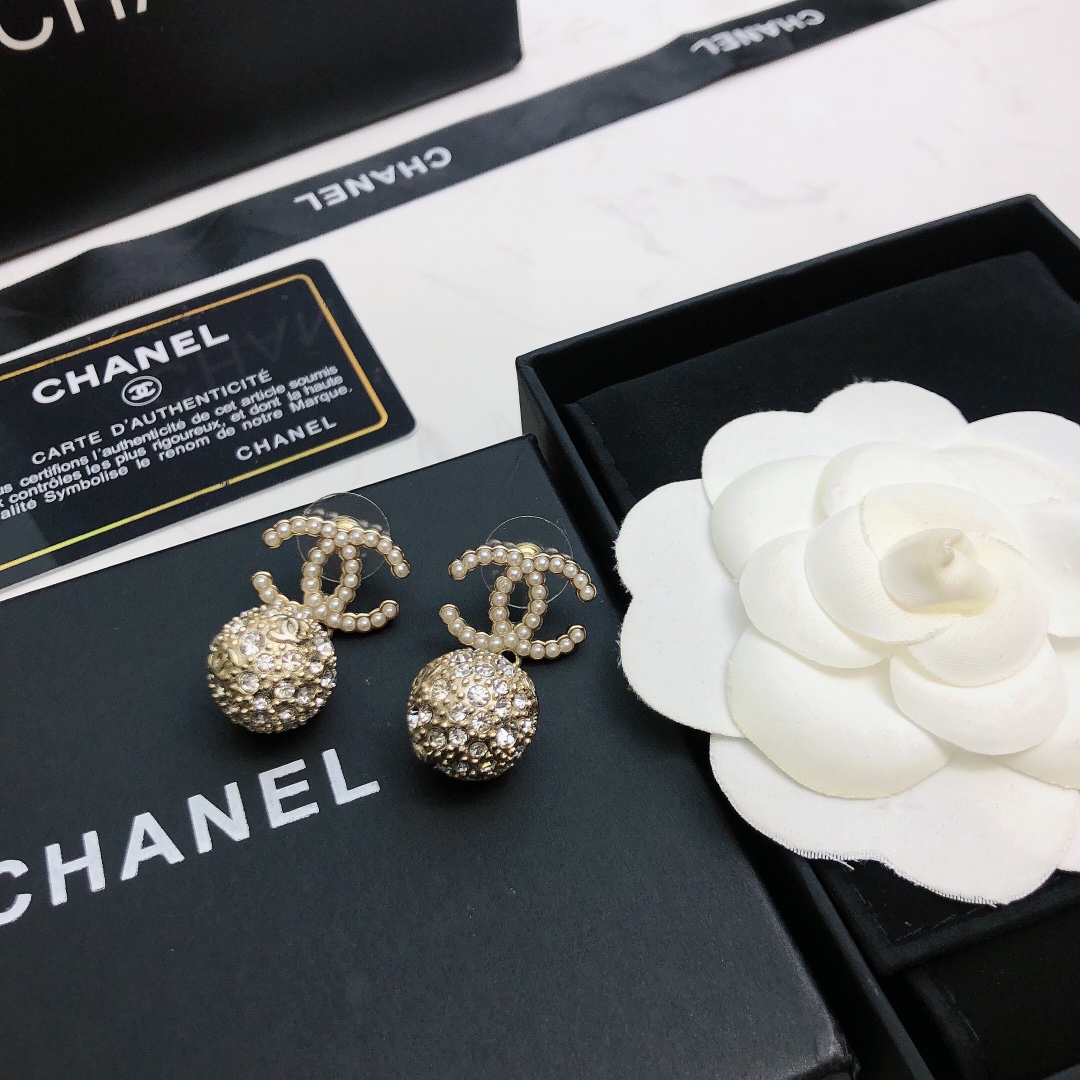 Bagsaaa Ch**el Crystal Ball Drop Earrings