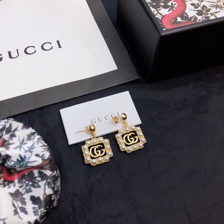 Bagsaaa Gvc*1 Pearl Gold Square Drop Earrings
