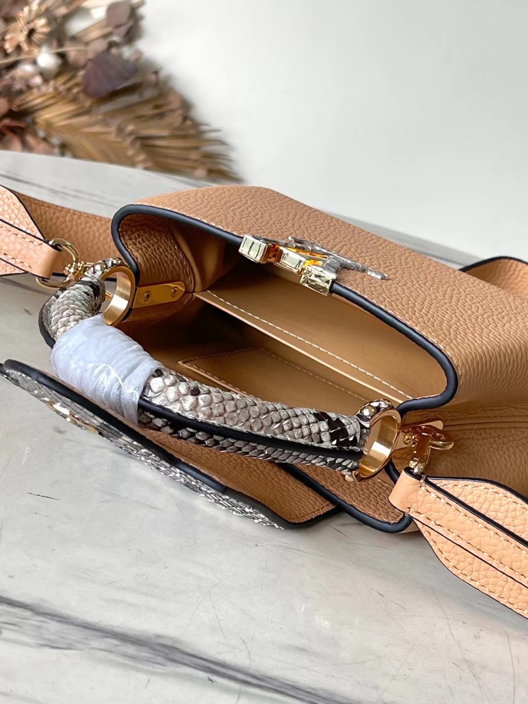 Bagsaaa L0vis Vvtt0n Capucines Arizona Brown - 21 * 14 * 8 cm