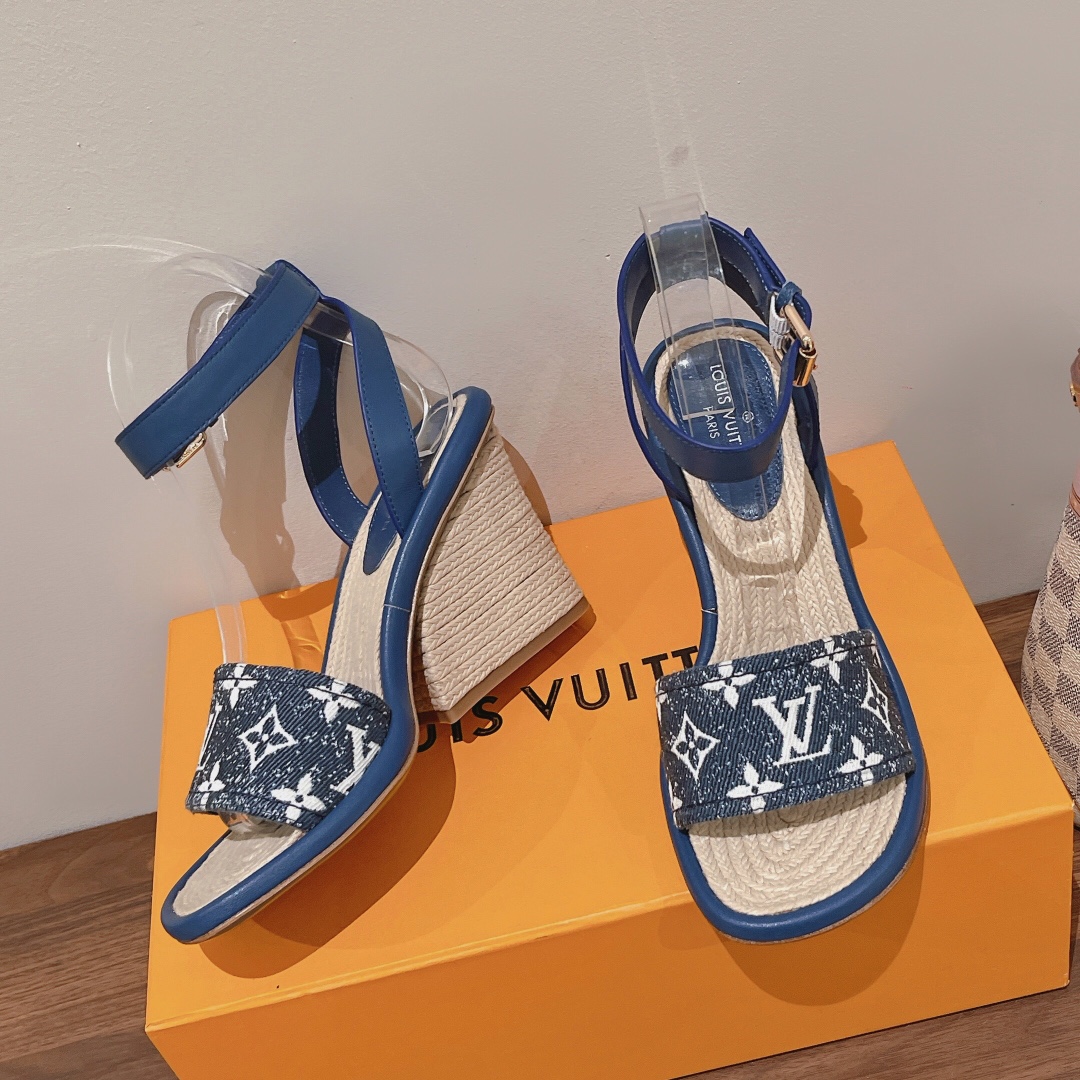 Bagsaaa L0vis Vvtt0n Blue Wedge