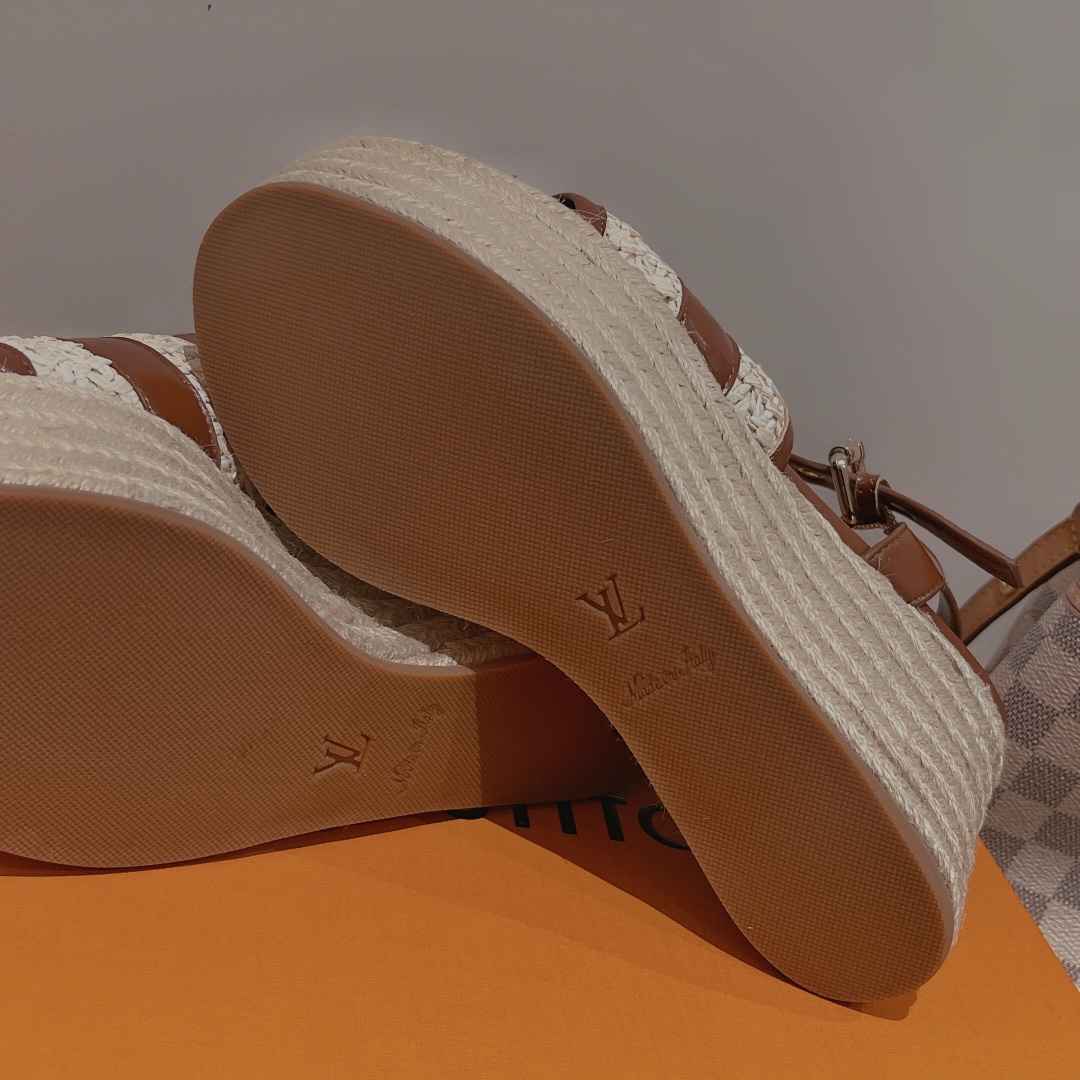 Bagsaaa L0vis Vvtt0n Starboard Wedge Sandal Brown LV Logo