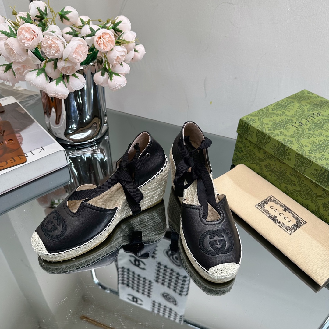 Bagsaaa Gvc*1 Ankle Tie Wedge Espadrille Black Sandals