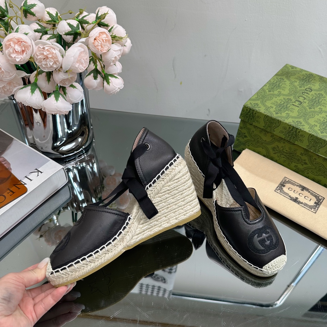 Bagsaaa Gvc*1 Ankle Tie Wedge Espadrille Black Sandals