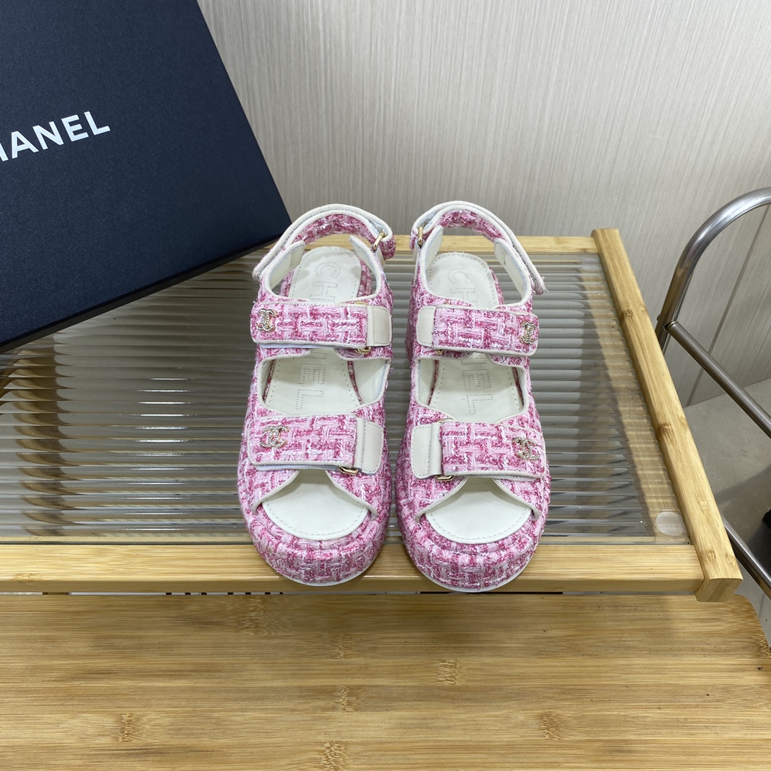 Bagsaaa Ch**el Pink Wedge Sandals 
