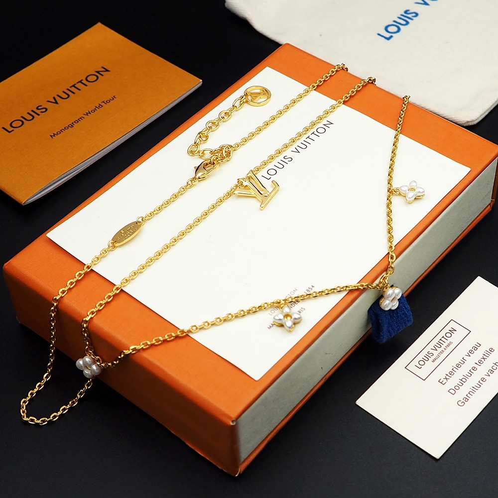 Bagsaaa L0vis Vvtt0n Floragram Necklace